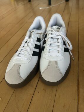 Adidas Court VL3.0 sneakers women’s size 10 NWT